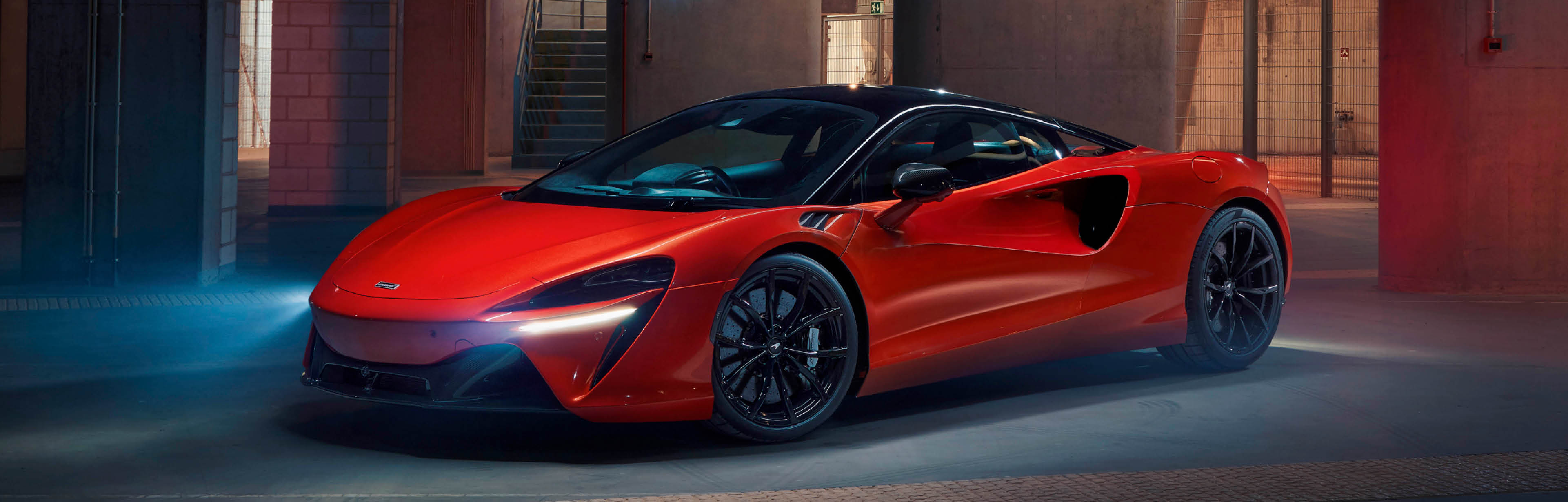 Own your Mclaren Hybrid Electric today from Mclaren Tampa Bay